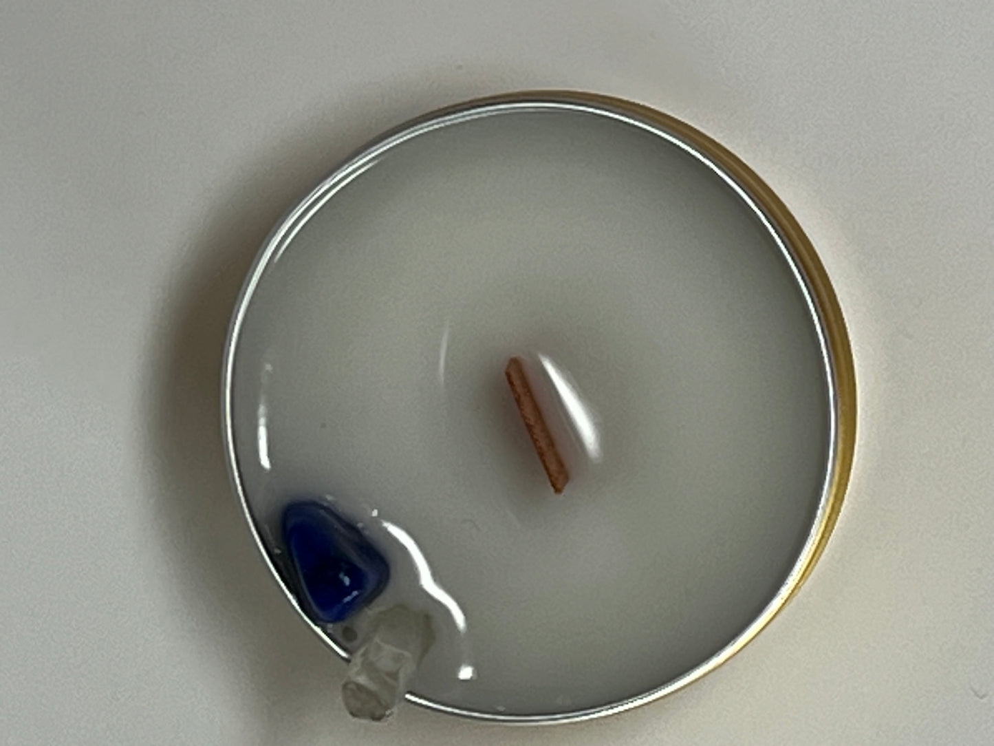 Mini Luxe Tin | 1 oz - Scent No. 4 | Nutmeg Noir | Gold | Clear Quartz + Lapis Lazuli