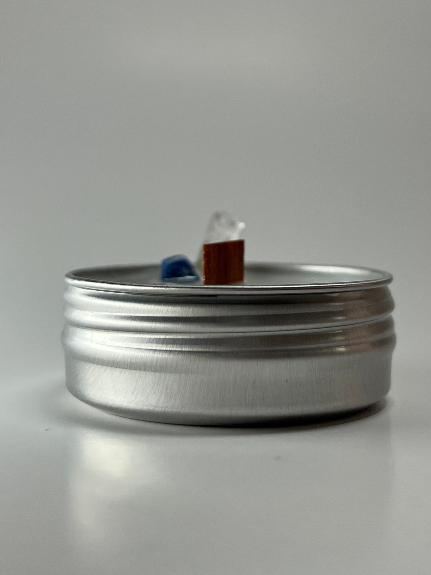 Mini Luxe Tin | 1 oz - Scent No. 4 | Nutmeg Noir | Silver | Clear Quartz + Lapis Lazuli
