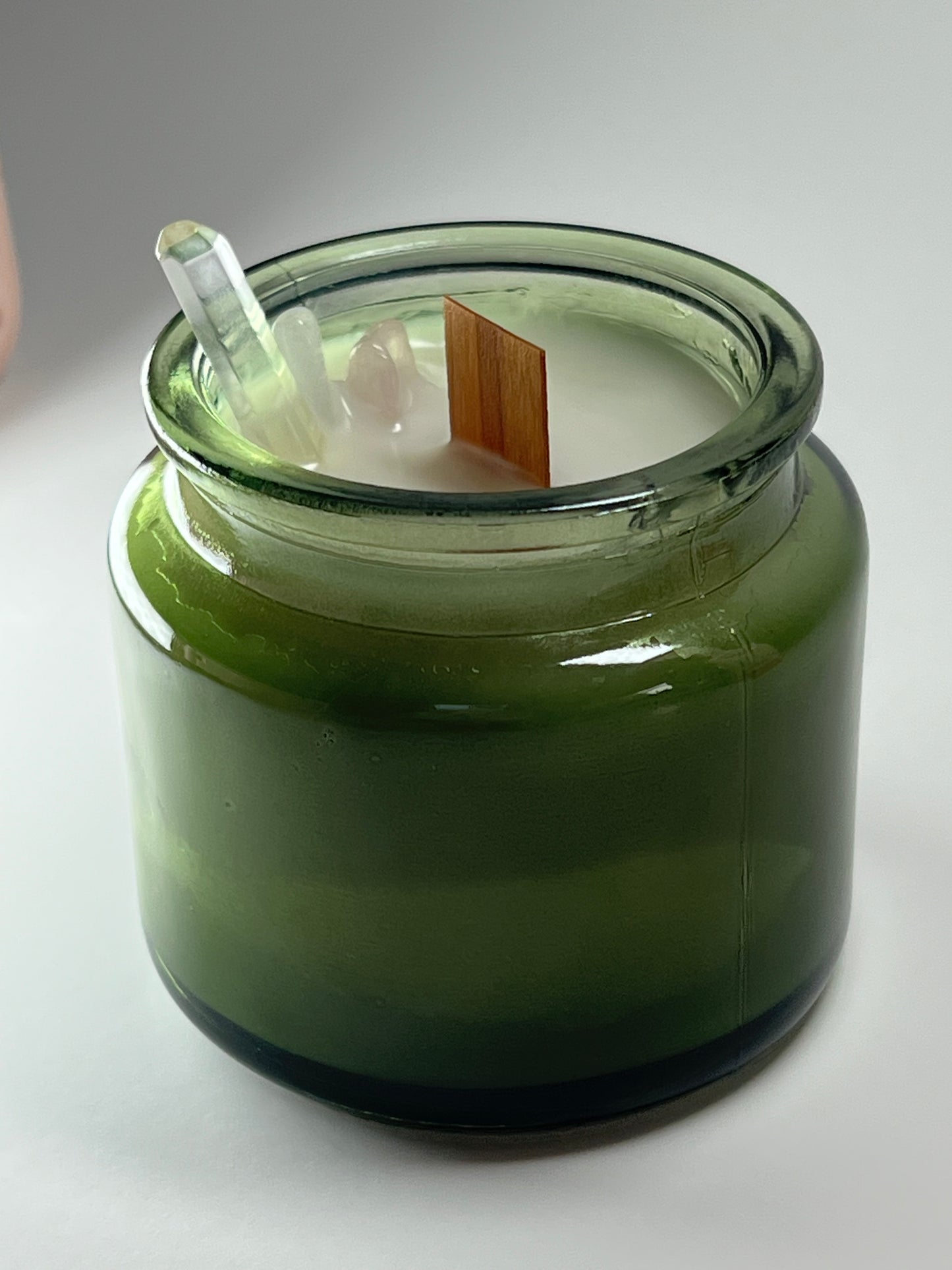 Glass Luxe | 3 oz - Scent No. 4 | Nutmeg Noir | Verdant | Clear Quartz + Rose Quartz + Blue Lace Agate