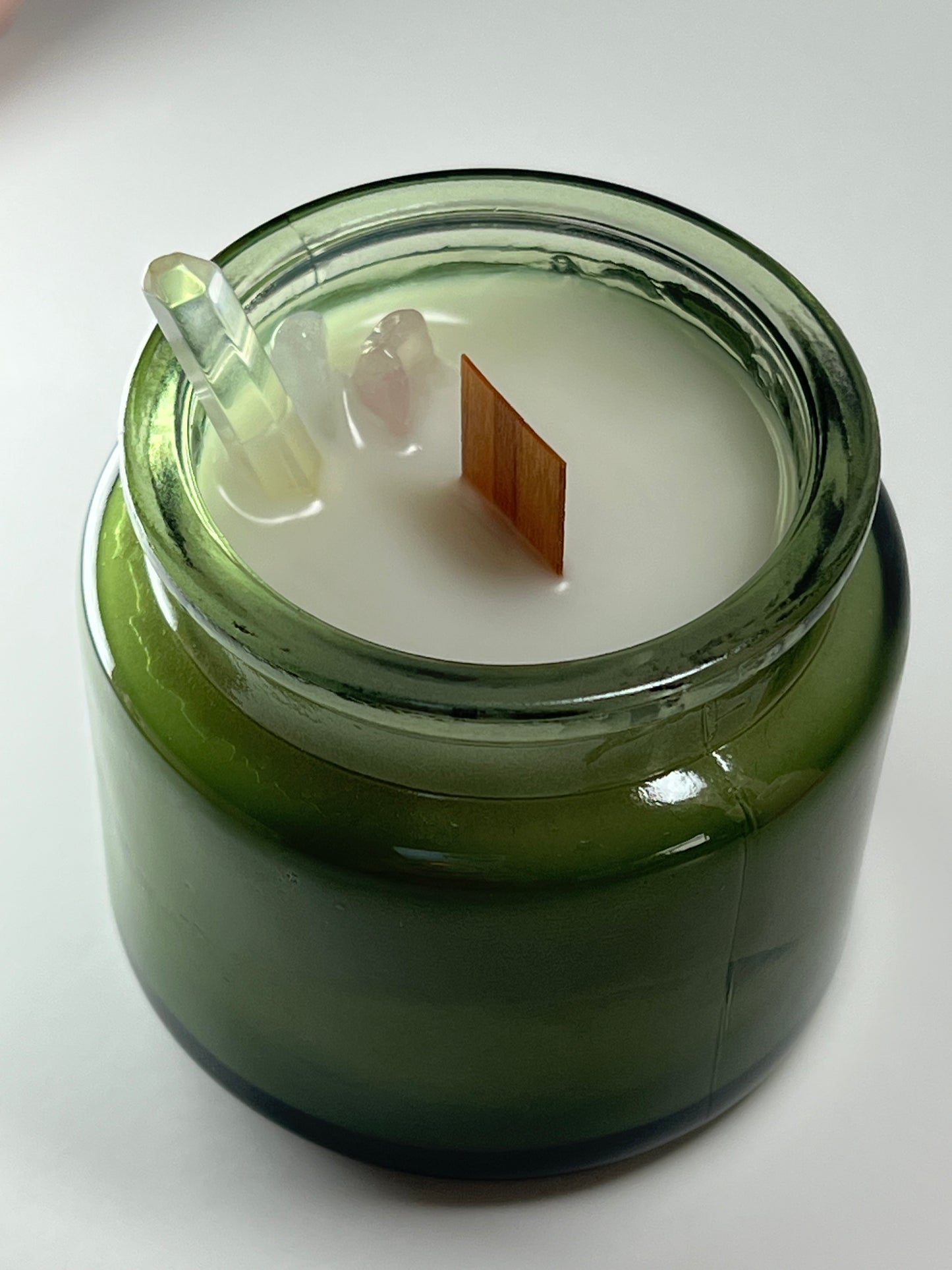 Glass Luxe | 3 oz - Scent No. 4 | Nutmeg Noir | Verdant | Clear Quartz + Rose Quartz + Blue Lace Agate
